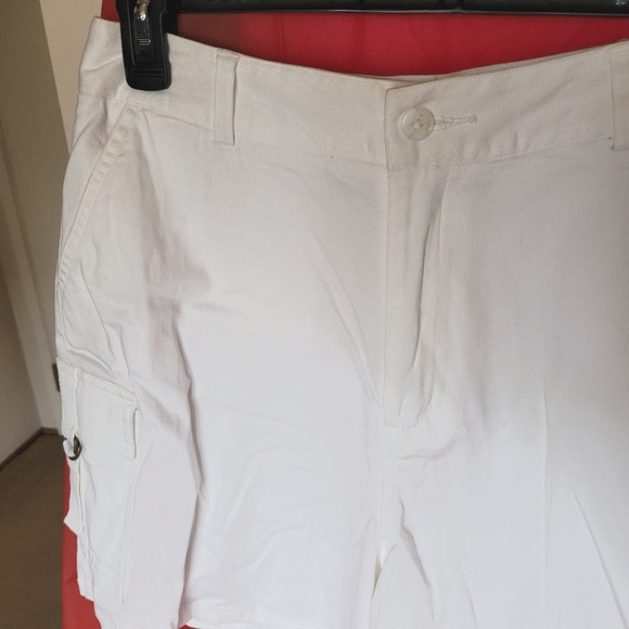 Buy 3 get one free, Chadwick's White Painters Shorts (308) - Picture 2 of 8